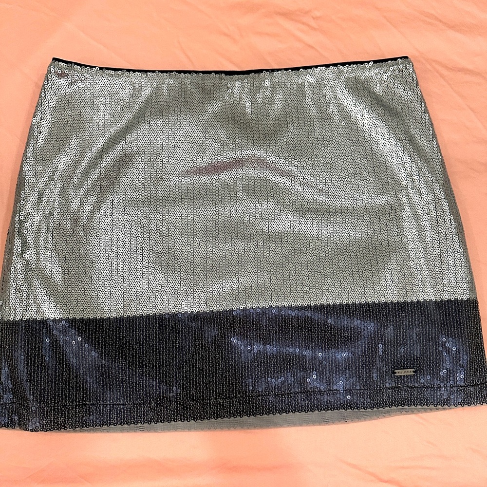 Hollister sequin skirt